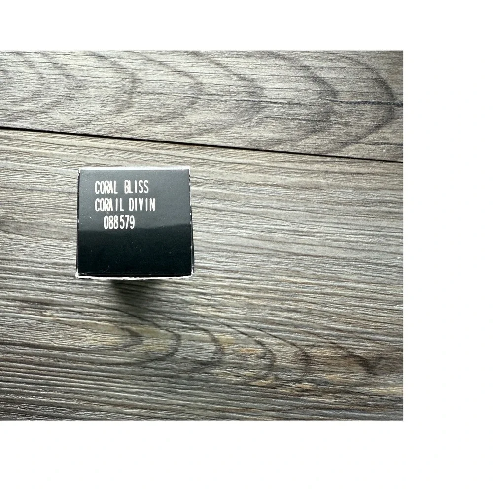 Mary Kay True Dimensions Lipstick Coral Bliss‎ New In Box